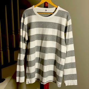 Uniqlo long sleeve cotton shirt